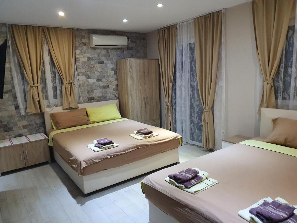 Apartments Tadic Petrovac Extérieur photo